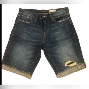 Aeropostale jean shorts size 27 color blue used good condition